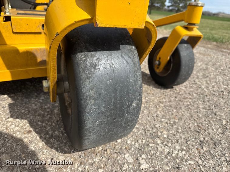 image for item ET1761 2018 Hustler Super 104 ZTR lawn mower