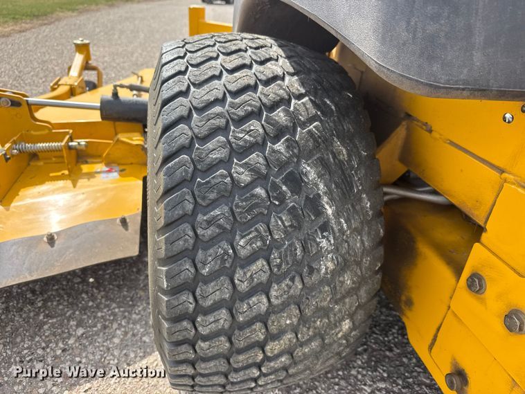 image for item ET1761 2018 Hustler Super 104 ZTR lawn mower