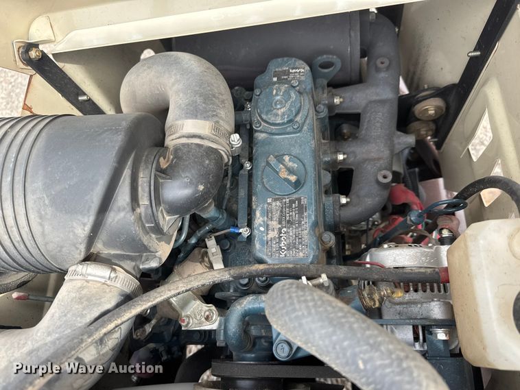 image for item ET1762 2019 Grasshopper 725D T6 ZTR lawn mower