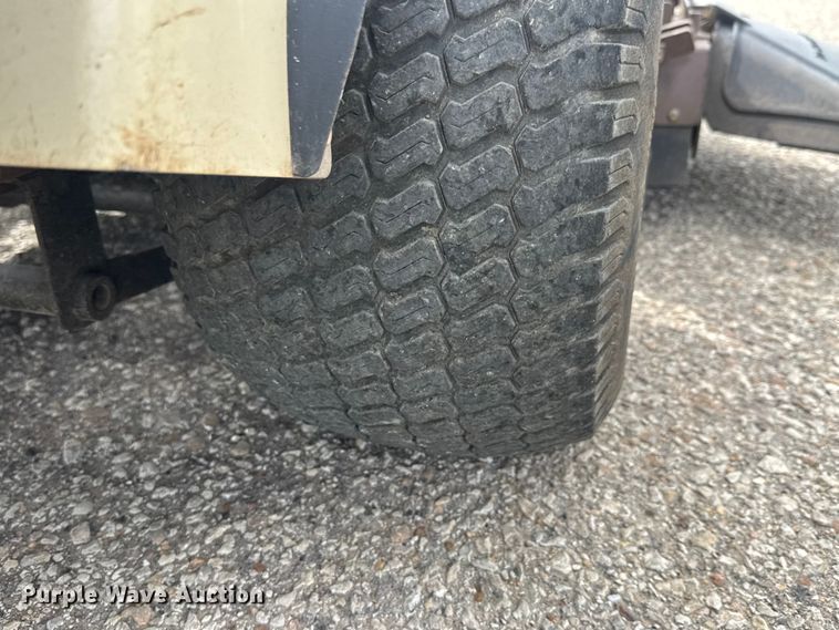 image for item ET1762 2019 Grasshopper 725D T6 ZTR lawn mower