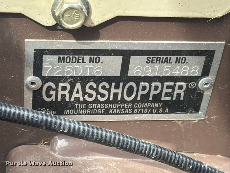 image for item ET1762 2019 Grasshopper 725D T6 ZTR lawn mower