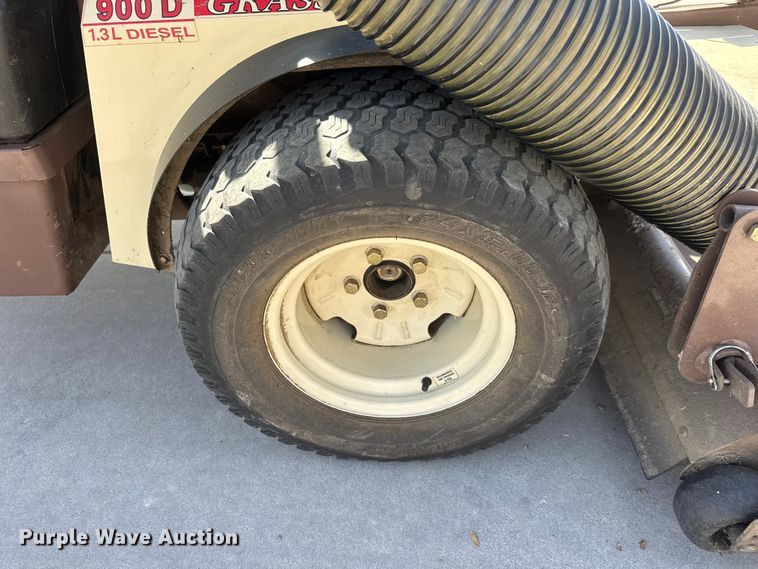 image for item ET1763 2018 Grasshopper 900D 1.3 ZTR lawn mower