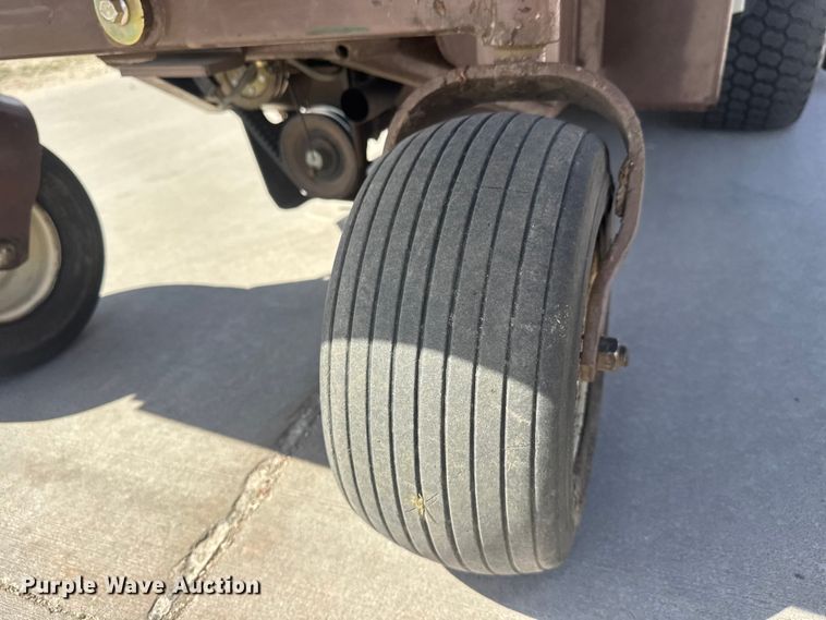 image for item ET1763 2018 Grasshopper 900D 1.3 ZTR lawn mower