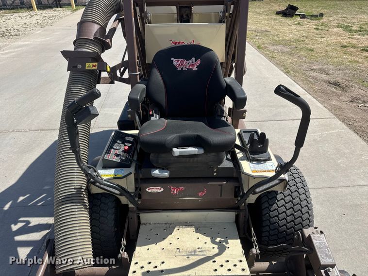 image for item ET1764 2018 Grasshopper 900D 1.3 ZTR lawn mower