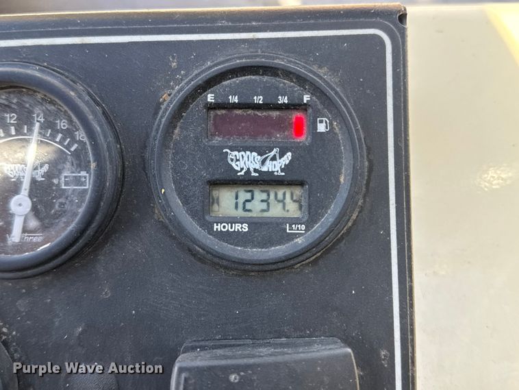 image for item ET1764 2018 Grasshopper 900D 1.3 ZTR lawn mower