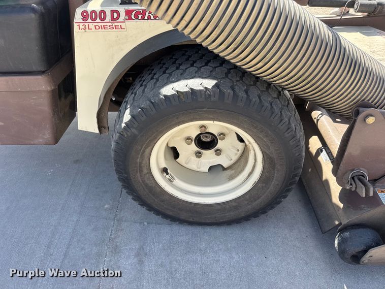 image for item ET1764 2018 Grasshopper 900D 1.3 ZTR lawn mower