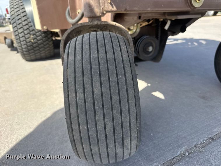 image for item ET1764 2018 Grasshopper 900D 1.3 ZTR lawn mower