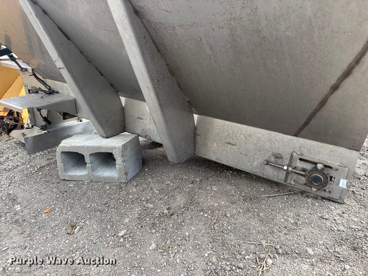image for item ET1769 Henderson 6 x 304SS x Honda spreader