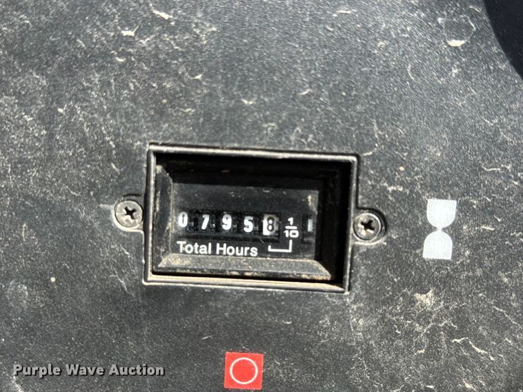 image for item ET1772 2008 Doosan P185 air compressor