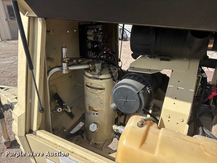 image for item ET1772 2008 Doosan P185 air compressor