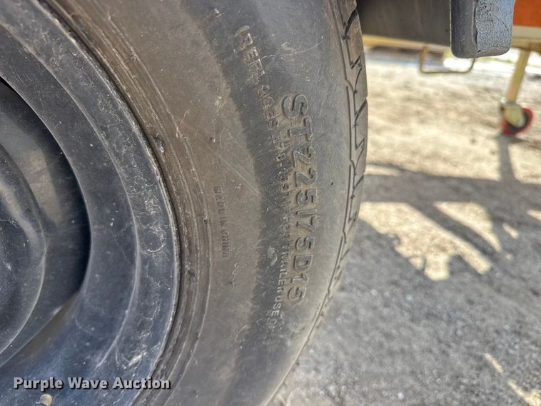 image for item ET1772 2008 Doosan P185 air compressor