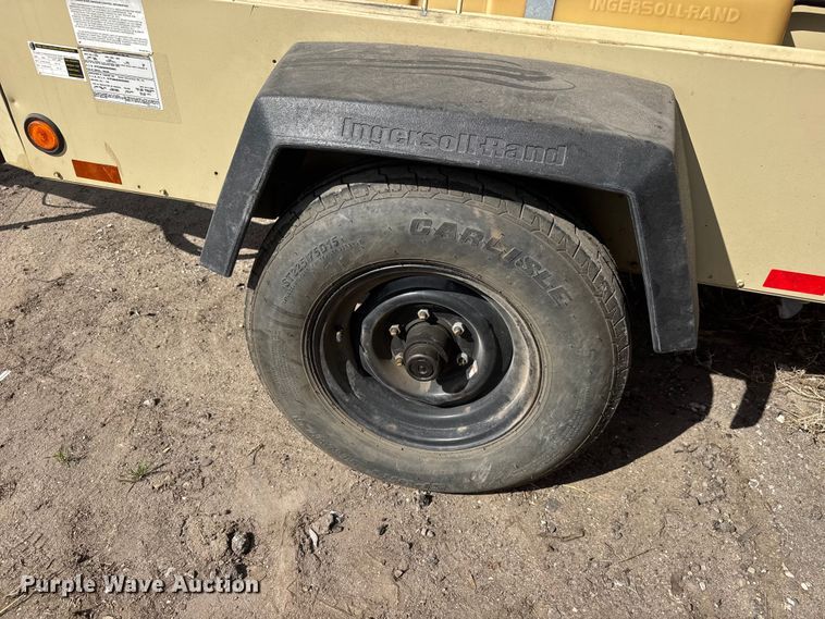 image for item ET1772 2008 Doosan P185 air compressor