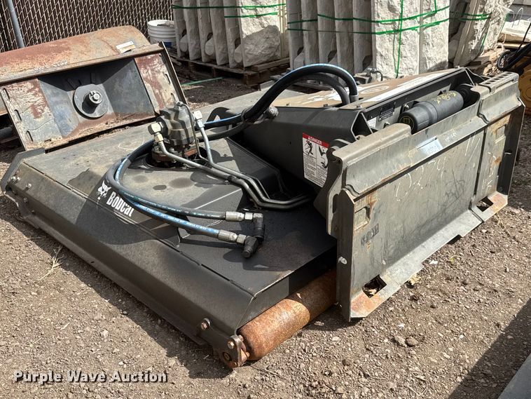 image for item ET1775 2014 Bobcat 72HF skid steer rotary mower