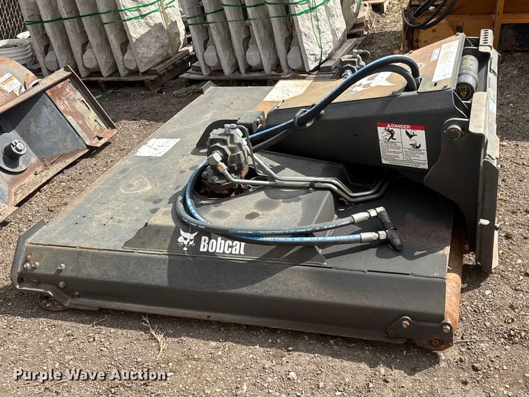 image for item ET1775 2014 Bobcat 72HF skid steer rotary mower