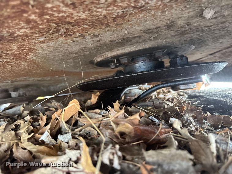 image for item ET1775 2014 Bobcat 72HF skid steer rotary mower