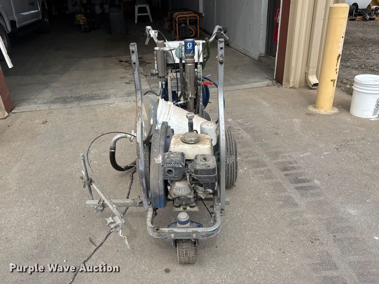 image for item ET1779 Graco Line Lazer 130HS paint striper