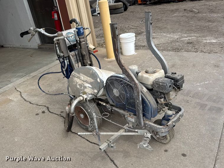 image for item ET1779 Graco Line Lazer 130HS paint striper