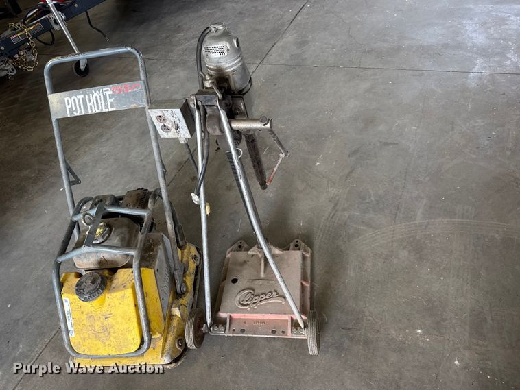 image for item ET1783 2016 Wacker Newson Viroplate WP1550AW-US plate compactor