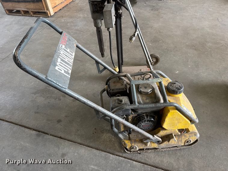 image for item ET1783 2016 Wacker Newson Viroplate WP1550AW-US plate compactor