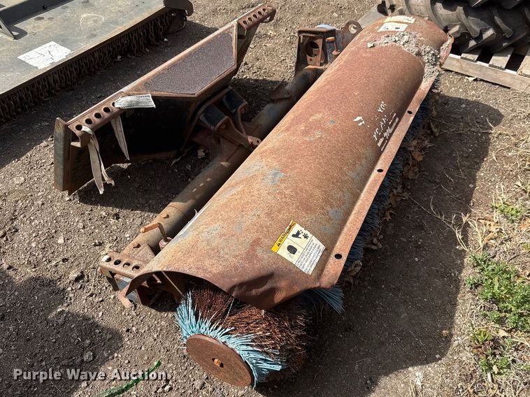 image for item ET1791 Bobcat skid steer broom