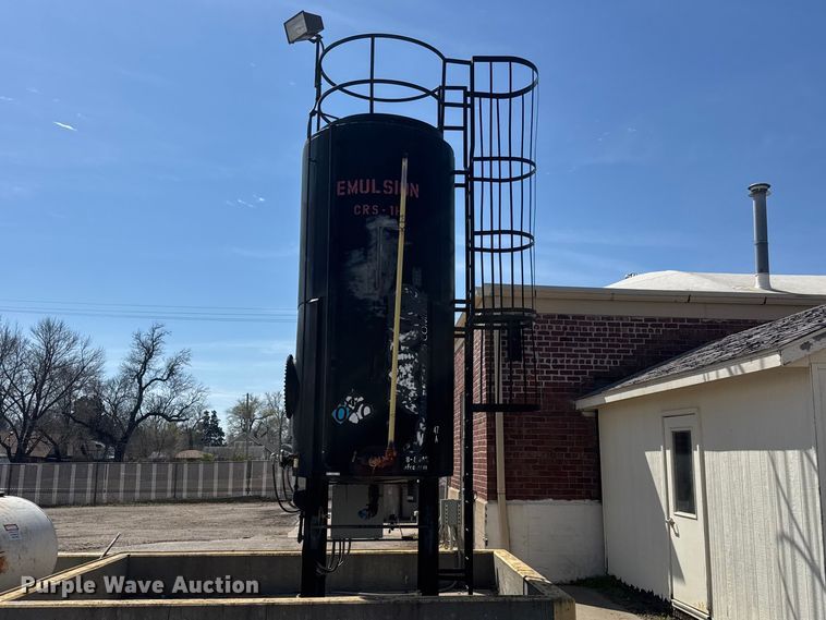 image for item ET1792 Crafco emulsion storage tank