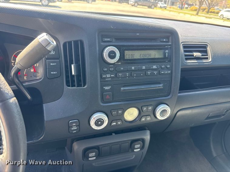 image for item ET1878 2007 Honda Ridgeline Ext. Cab pickup truck