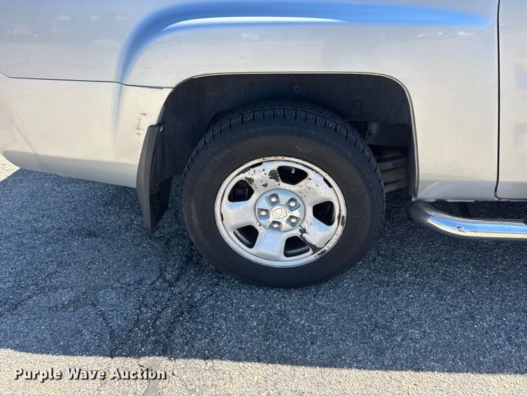 image for item ET1878 2007 Honda Ridgeline Ext. Cab pickup truck