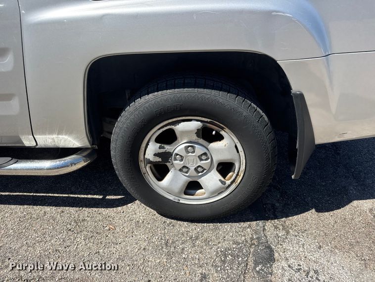 image for item ET1878 2007 Honda Ridgeline Ext. Cab pickup truck