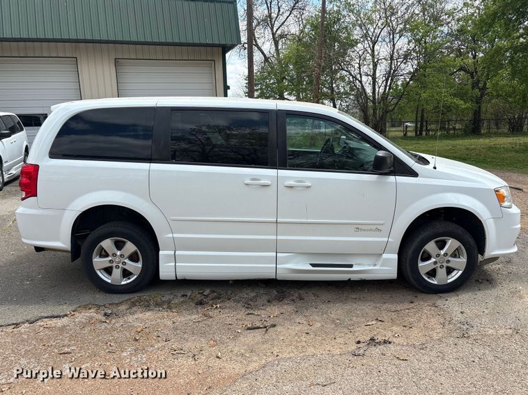 image for item EU0456 2016 Dodge Grand Caravan handicap accessible van