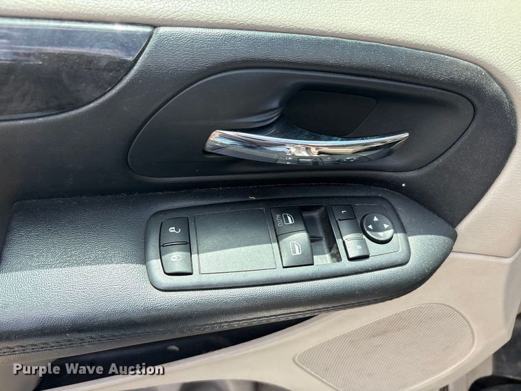 image for item EU0456 2016 Dodge Grand Caravan handicap accessible van