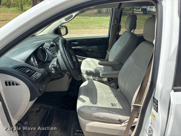 image for item EU0456 2016 Dodge Grand Caravan handicap accessible van