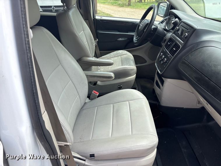 image for item EU0456 2016 Dodge Grand Caravan handicap accessible van