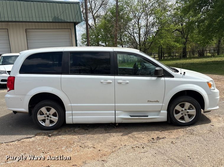 image for item EU0457 2018 Dodge Grand Caravan handicap accessible van