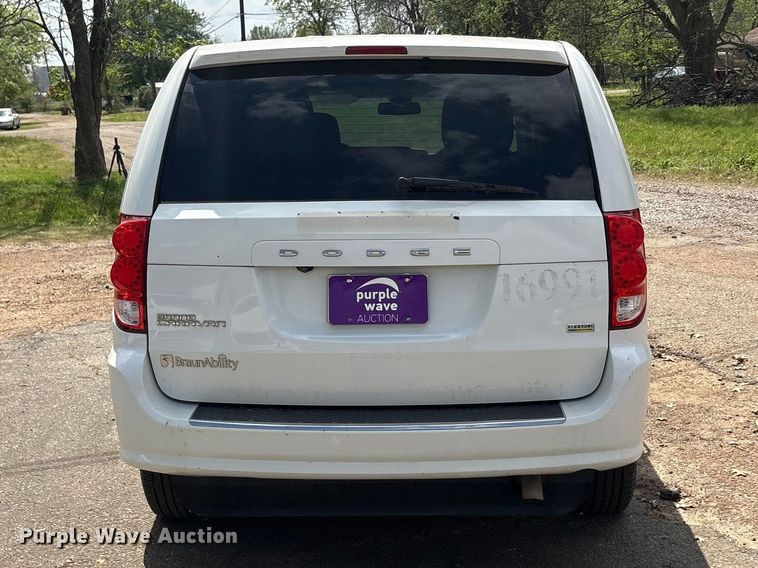 image for item EU0457 2018 Dodge Grand Caravan handicap accessible van