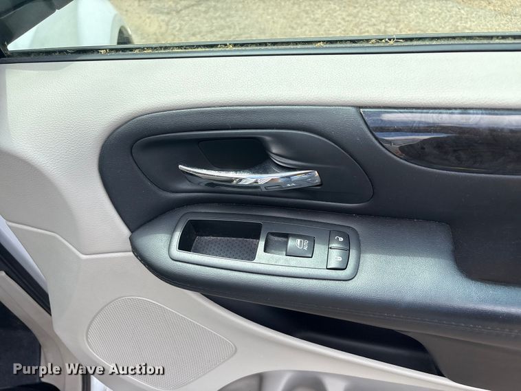 image for item EU0457 2018 Dodge Grand Caravan handicap accessible van