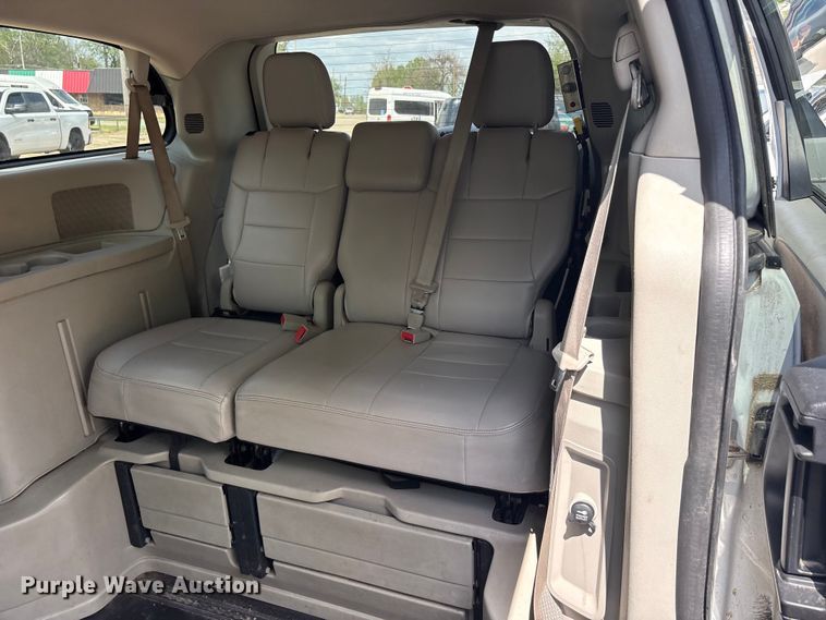 image for item EU0457 2018 Dodge Grand Caravan handicap accessible van