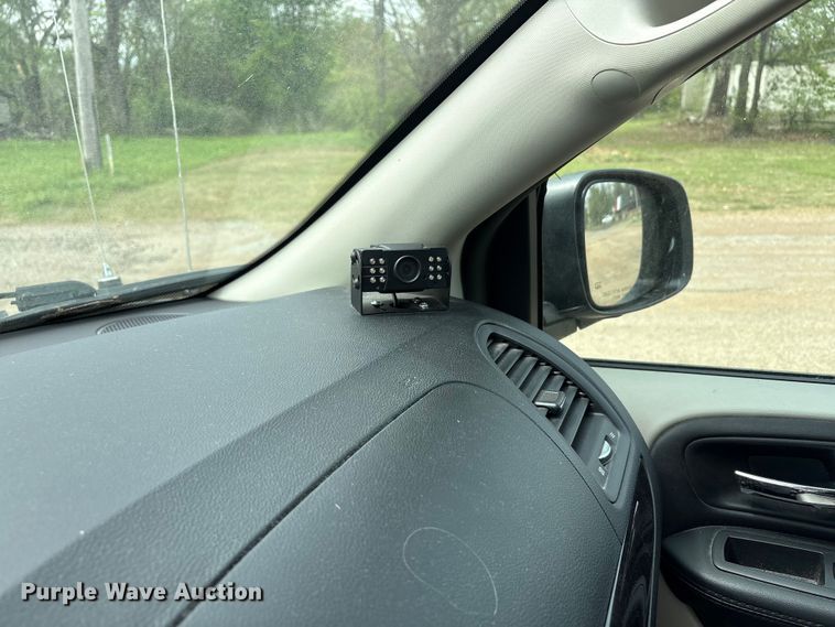 image for item EU0458 2018 Dodge Grand Caravan handicap accessible van