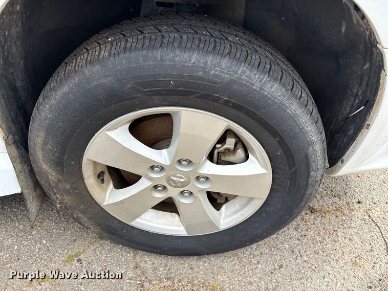 image for item EU0458 2018 Dodge Grand Caravan handicap accessible van