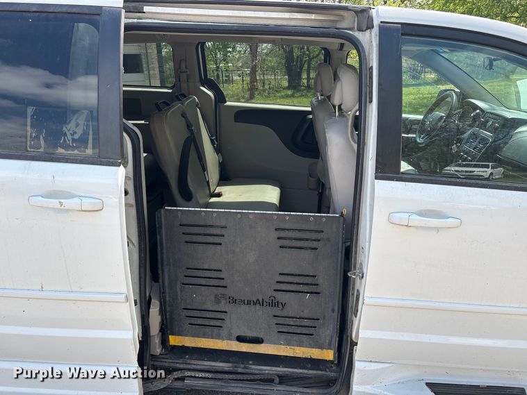 image for item EU0459 2016 Dodge Grand Caravan handicap accessible van