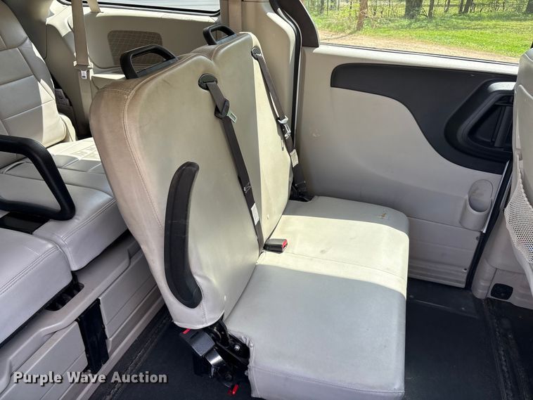 image for item EU0459 2016 Dodge Grand Caravan handicap accessible van