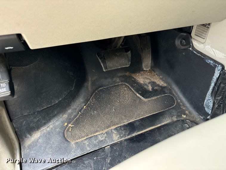 image for item EU0460 2016 Dodge Grand Caravan handicap accessible van