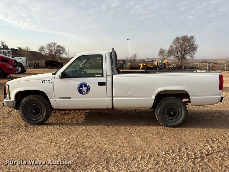 image for item EU4990 1998 Chevrolet C2500 pickup truck