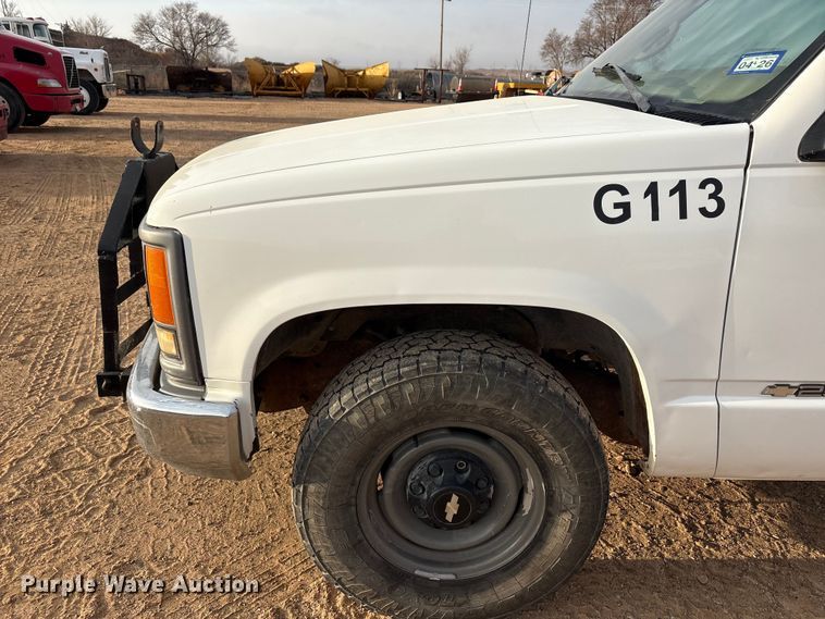 image for item EU4990 1998 Chevrolet C2500 pickup truck