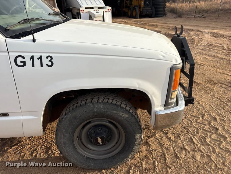 image for item EU4990 1998 Chevrolet C2500 pickup truck