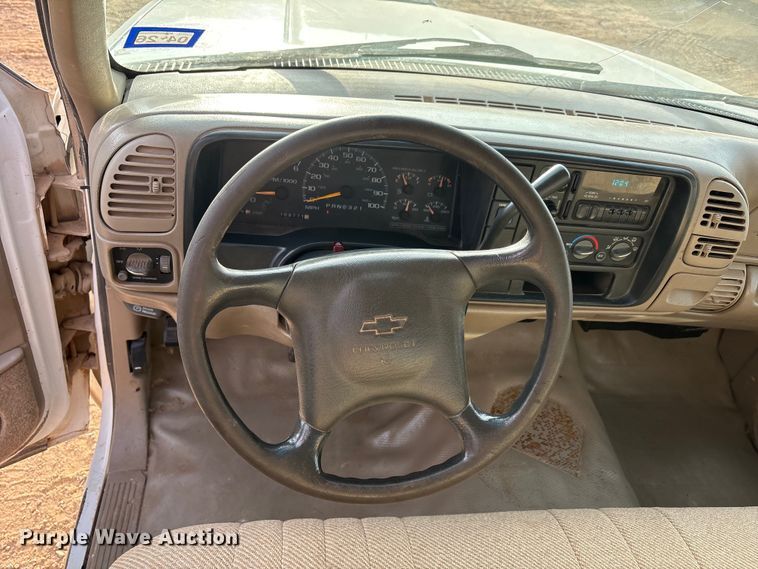 image for item EU4990 1998 Chevrolet C2500 pickup truck