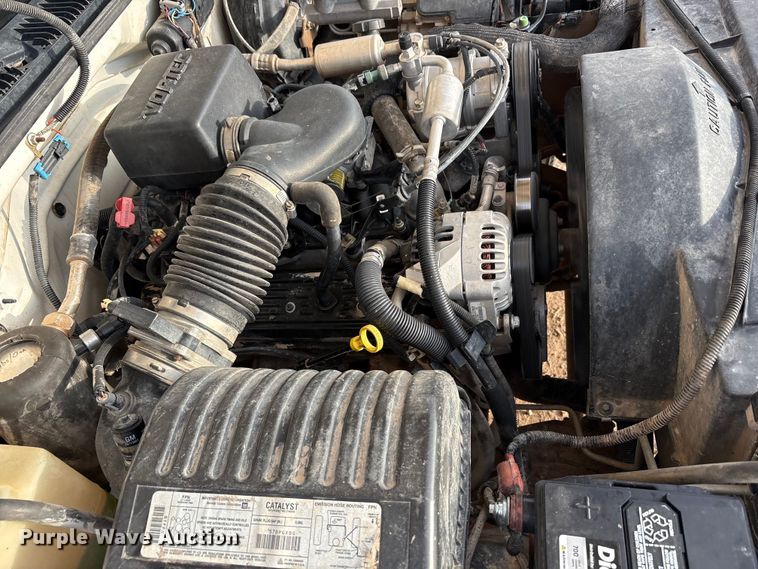 image for item EU4990 1998 Chevrolet C2500 pickup truck