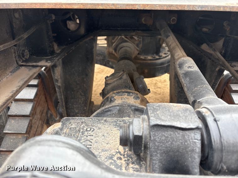 image for item EU4993 1988 Mack R686ST semi truck