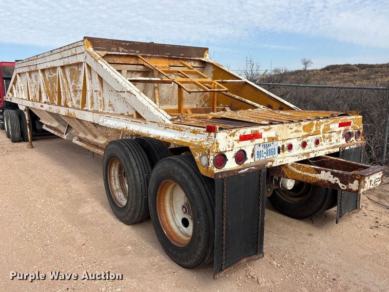 image for item EU4994 Ranch bottom dump trailer