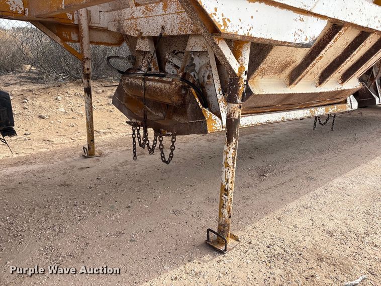 image for item EU4994 Ranch bottom dump trailer
