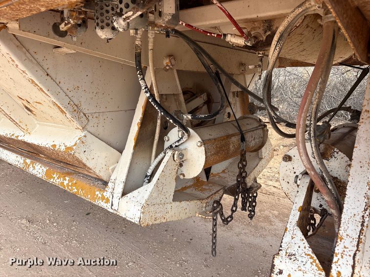 image for item EU4994 Ranch bottom dump trailer